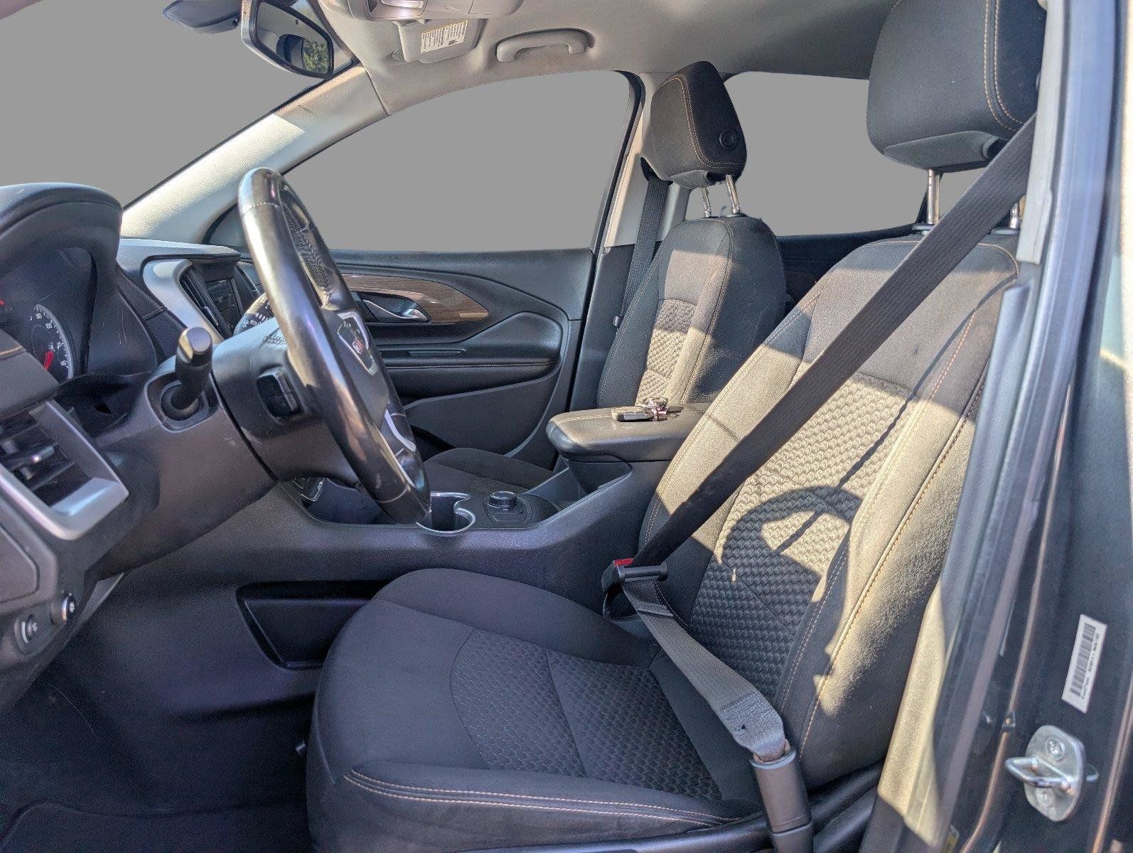 Used 2018 GMC Terrain SLE FWD image 17