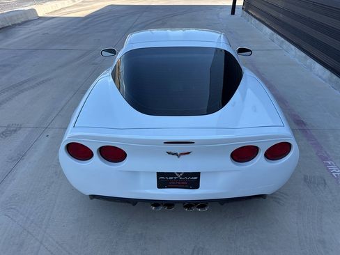 Used 2007 Chevrolet Corvette Z06 w/ Preferred Equipment Group RWD image 9