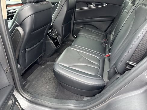 Used 2023 Lincoln Nautilus Reserve AWD/4WD image 18