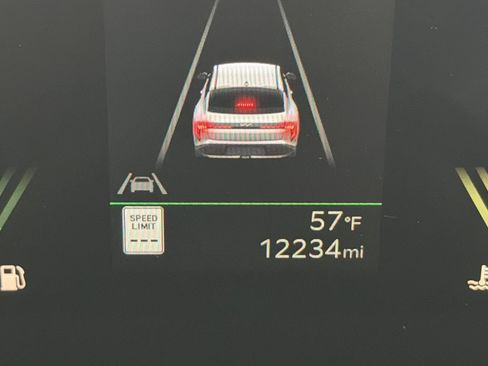 Used 2025 Kia K4 FWD image 24