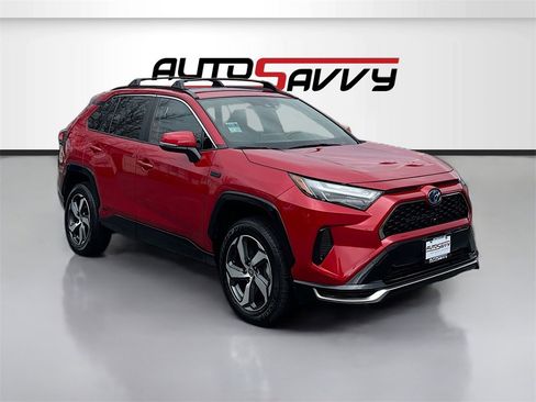 Used 2024 Toyota RAV4 SE w/ Weather & Moonroof Package image 1