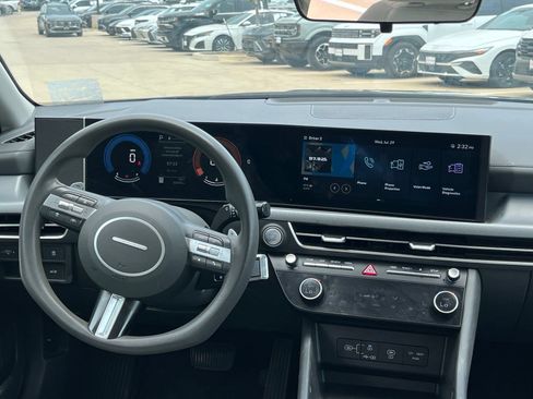 Used 2024 Hyundai Sonata SEL FWD image 19