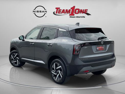 New 2025 Nissan Kicks SV w/ SV Premium Package image 4