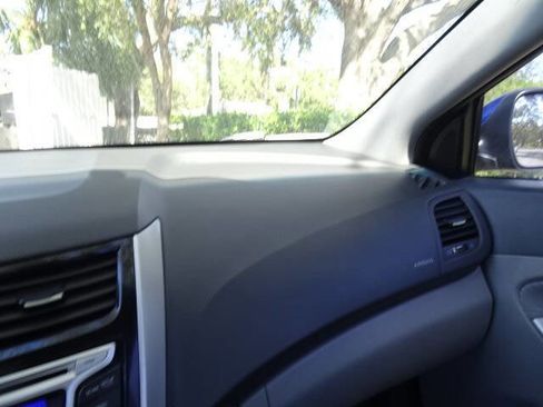 Used 2014 Hyundai Accent GLS w/ Option Group 2 image 40