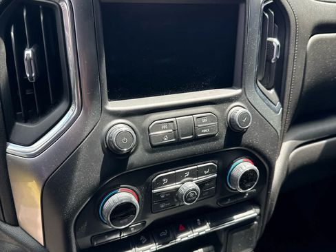 Used 2021 Chevrolet Silverado 1500 LT Trail Boss w/ Bed Protection Package AWD/4WD image 15