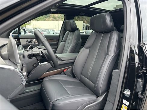 New 2026 Cadillac Vistiq Luxury image 24