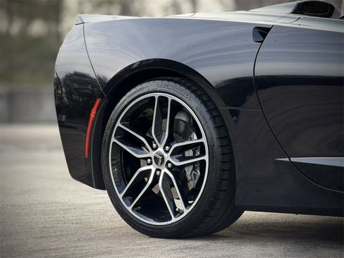 Used 2017 Chevrolet Corvette Stingray Convertible w/ 1LT image 10