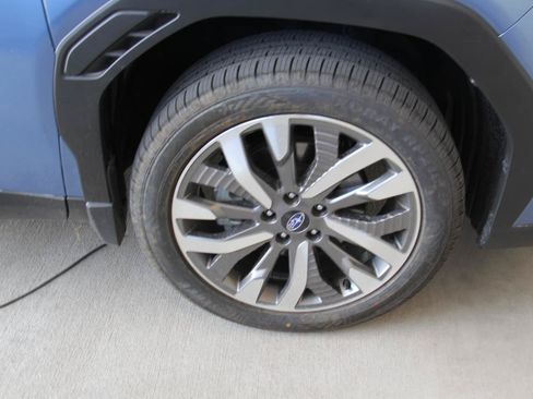 Used 2025 Subaru Forester Touring AWD/4WD image 33