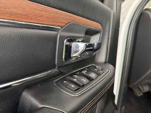 Used 2017 RAM 1500 Laramie w/ Convenience Group image 14