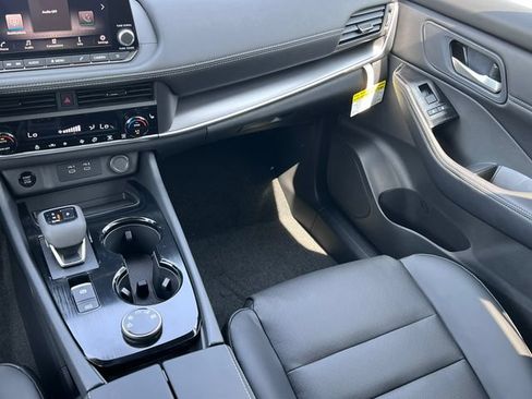 New 2026 Nissan Rogue Dark Armor AWD/4WD image 30