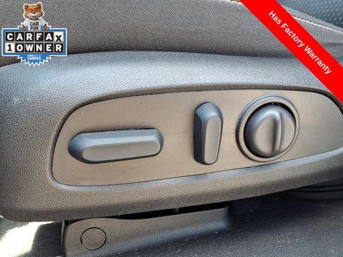 Used 2023 GMC Acadia SLE w/ Driver Convenience Package AWD/4WD image 17