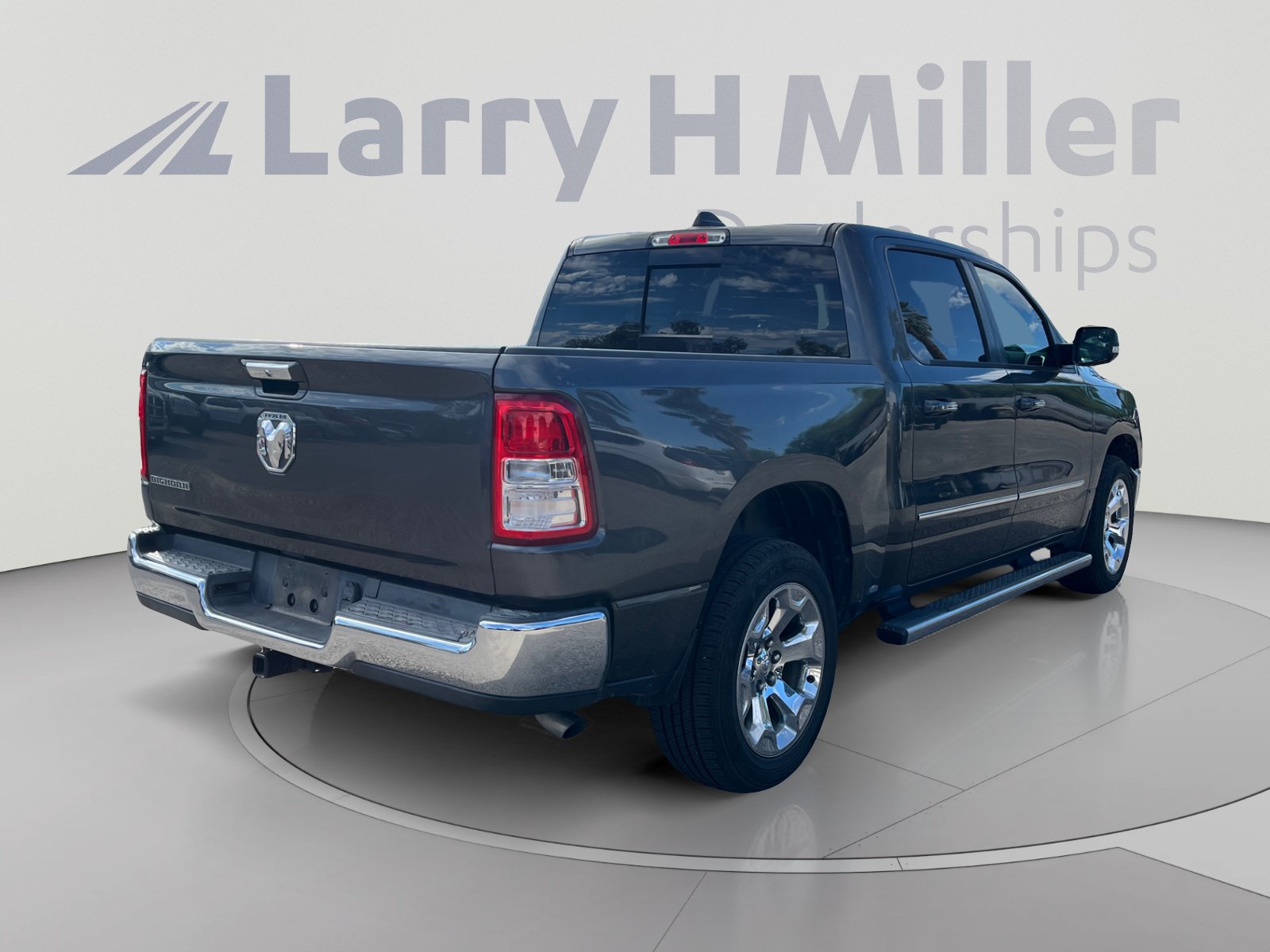 Used 2020 RAM 1500 Big Horn RWD image 5