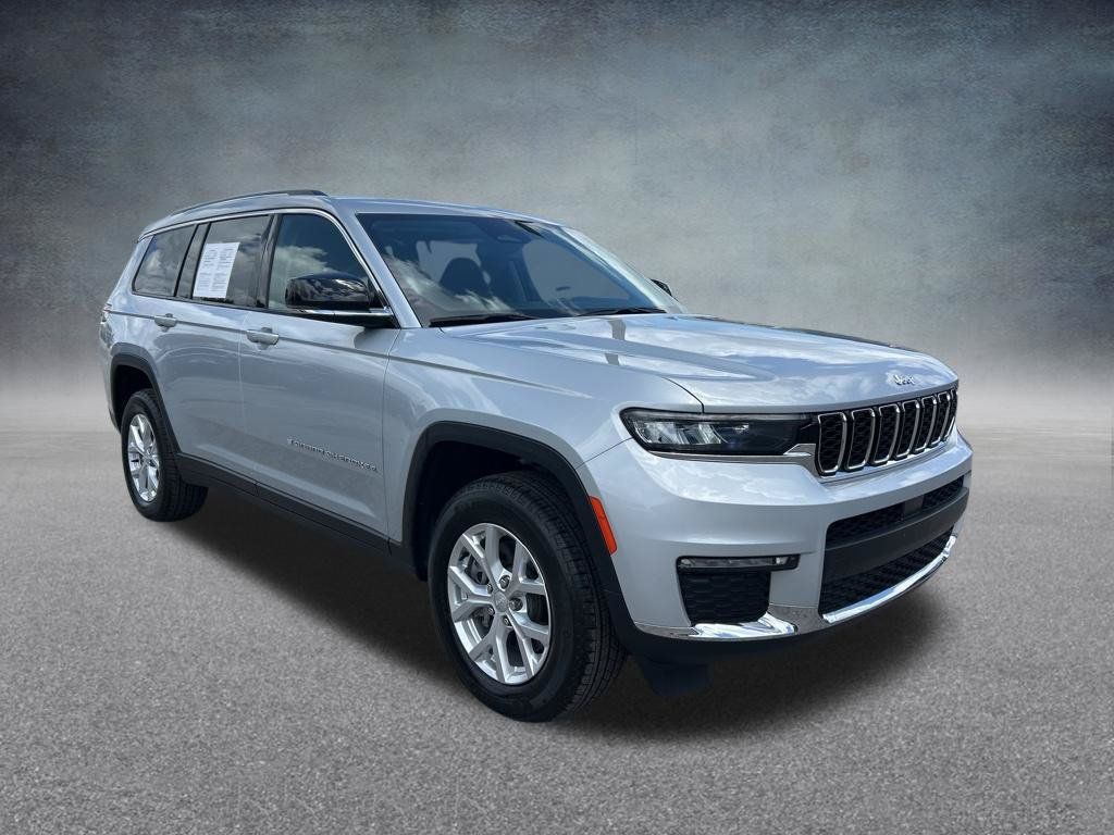 Used 2024 Jeep Grand Cherokee L Limited RWD image 2