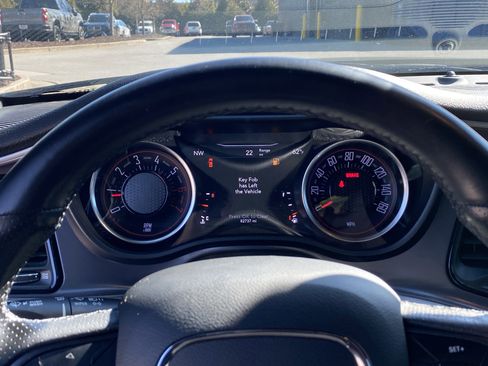 Used 2019 Dodge Challenger R/T image 10