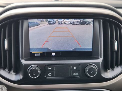 Used 2021 Chevrolet Colorado Z71 w/ Safety Package image 15