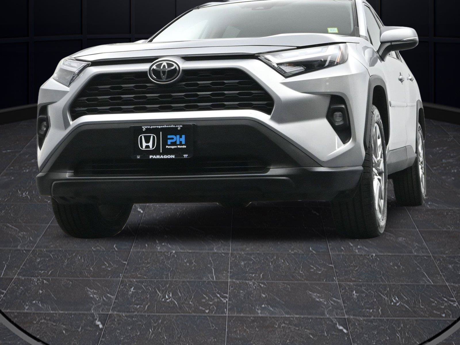 Used 2022 Toyota RAV4 XLE Premium AWD/4WD image 24
