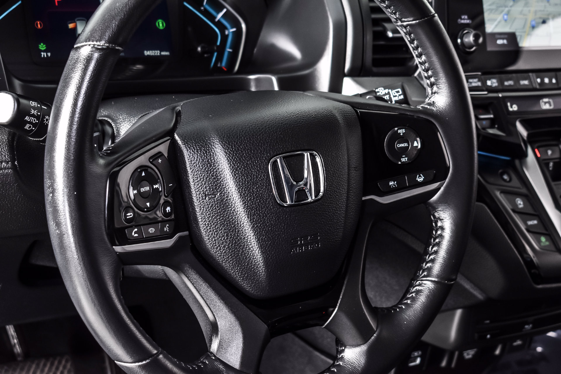 Used 2024 Honda Odyssey Touring image 16