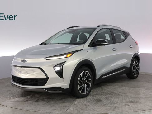 Used 2022 Chevrolet Bolt EUV Premier image 2