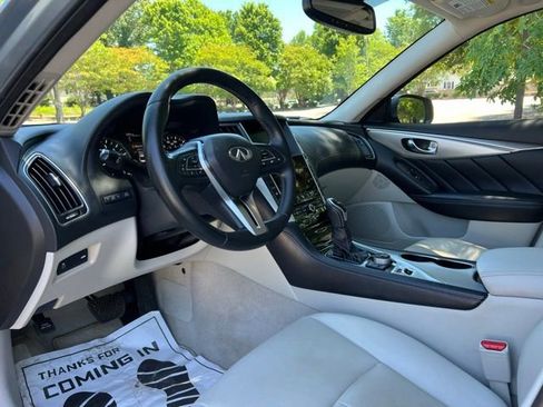 Used 2020 INFINITI Q50 Luxe RWD image 11