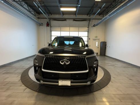 New 2026 INFINITI QX80 Luxe w/ Exterior Package image 3