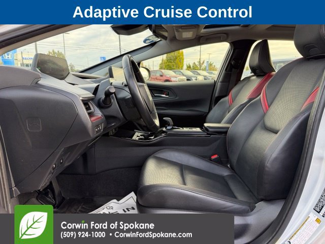 Used 2024 Toyota Prius Prime FWD image 2