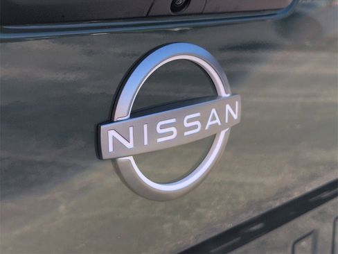 Used 2024 Nissan Frontier SV w/ SV Convenience Package image 10