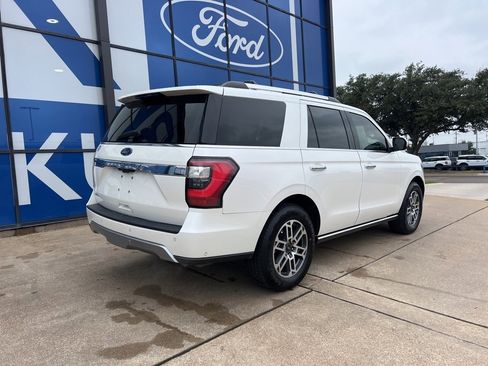 Used 2019 Ford Expedition Limited w/ Equipment Group 301A image 8
