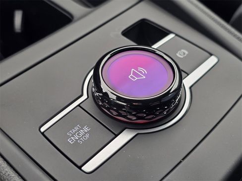 New 2026 Volkswagen Tiguan SE R-Line image 16