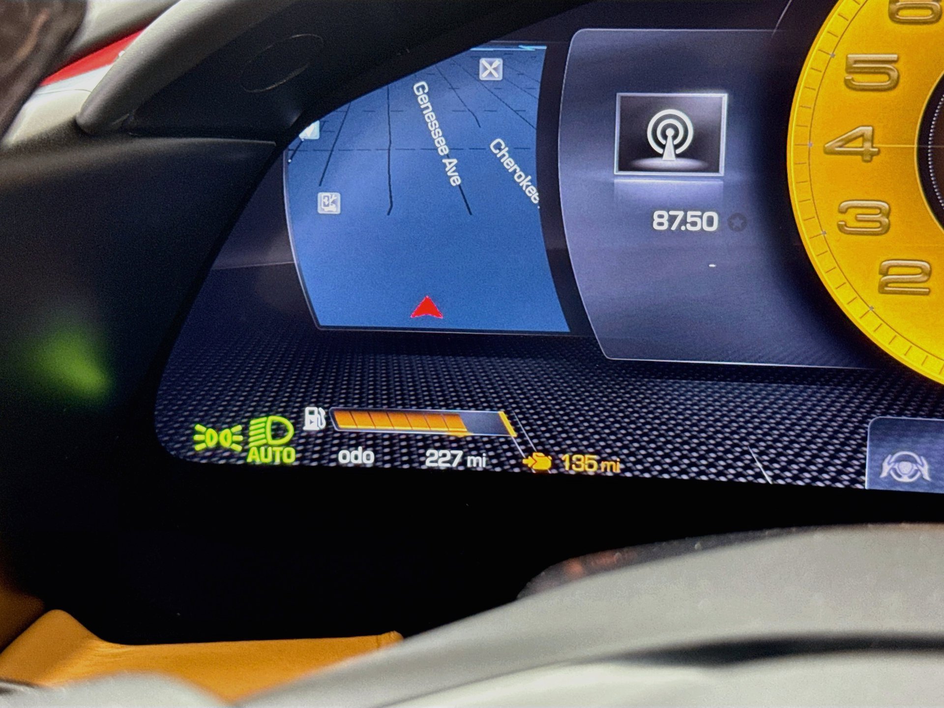 Certified 2024 Ferrari Roma Spider RWD image 31