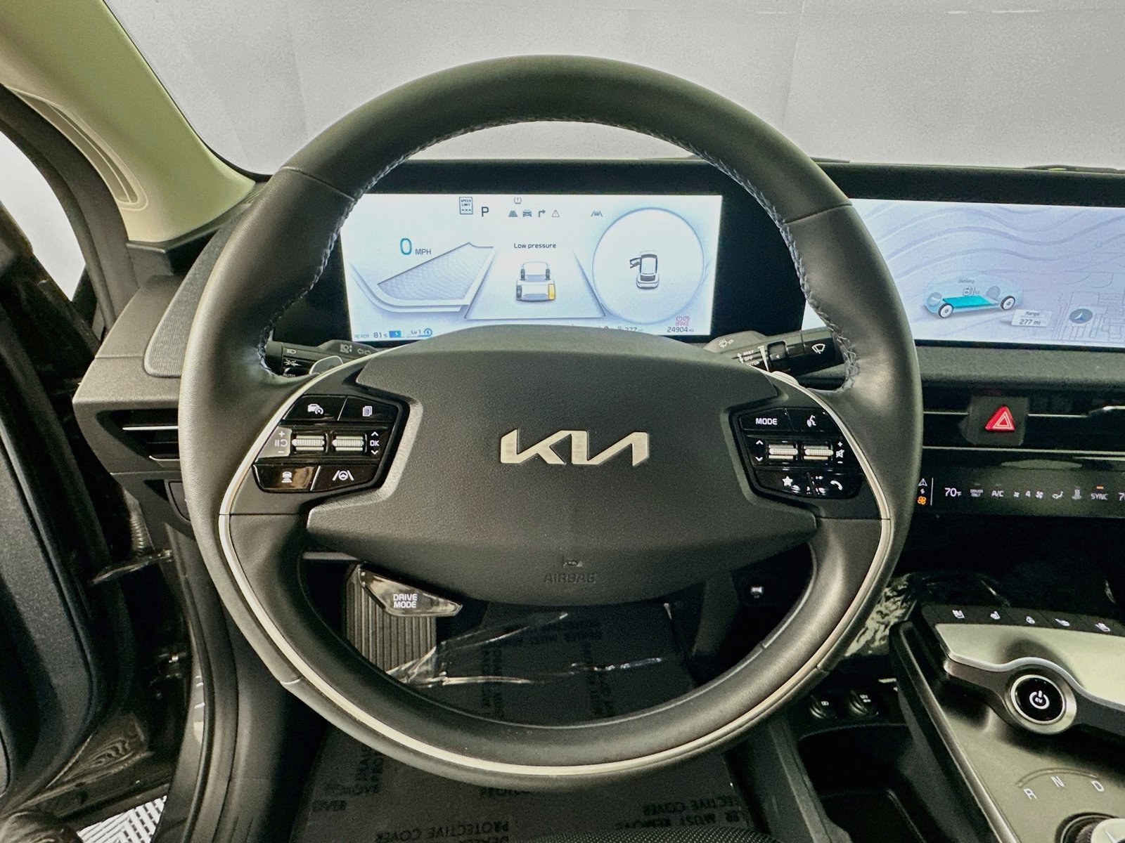 Used 2023 Kia EV6 Wind w/ Wind Technology Package AWD/4WD image 12