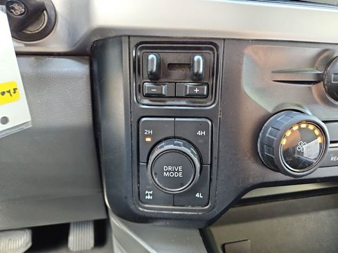 Used 2023 Ford F250 XLT w/ FX4 Off-Road Package image 17