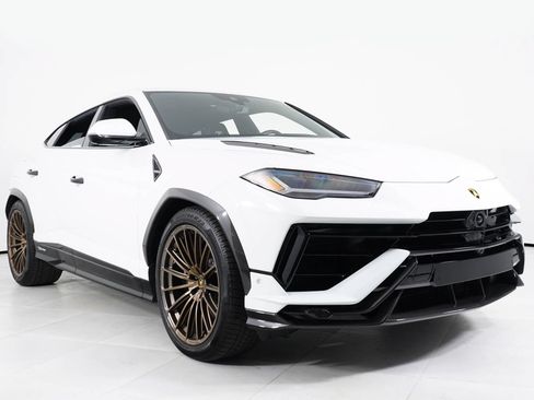 Used 2023 Lamborghini Urus Performante AWD/4WD image 16