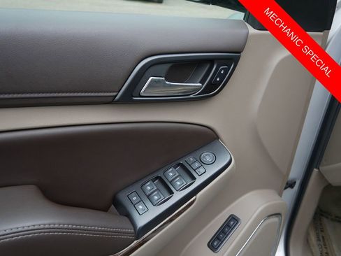 Used 2016 Chevrolet Suburban LT AWD/4WD image 18