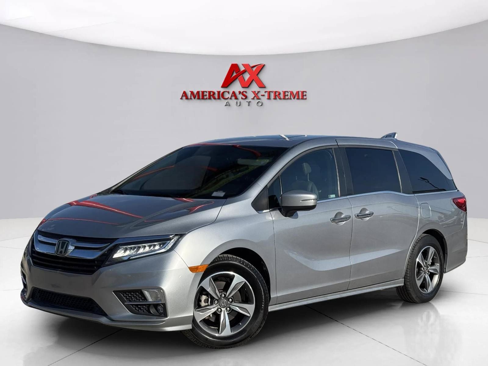 Used 2019 Honda Odyssey Touring image 1