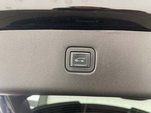 Used 2022 Chevrolet Blazer RS FWD image 47