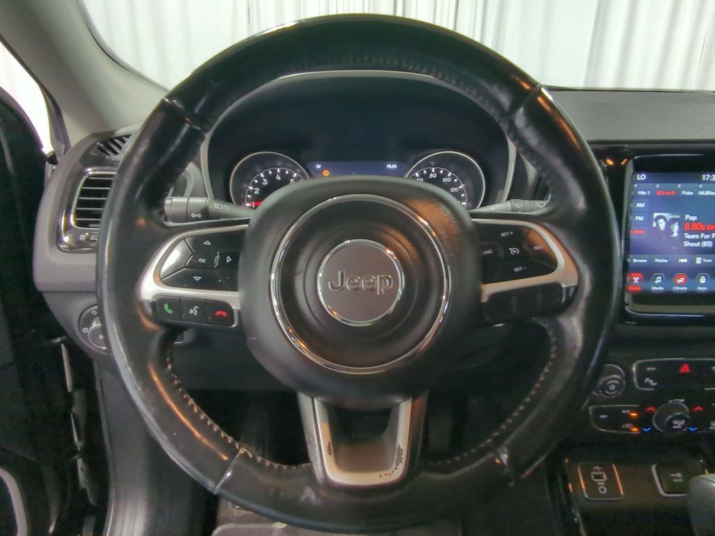 Used 2018 Jeep Compass Limited w/ Navigation Group FWD image 28