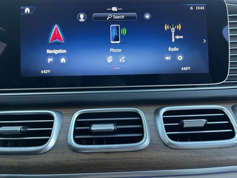 Certified 2024 Mercedes-Benz GLS 450 4MATIC image 27