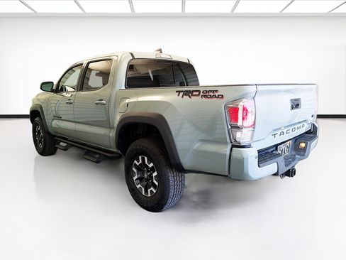 Used 2023 Toyota Tacoma TRD Off-Road w/ Technology Package RWD image 6