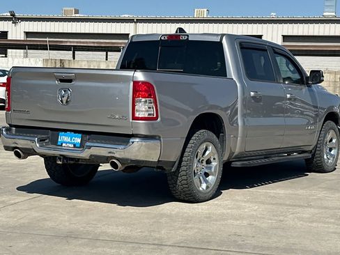 Used 2022 RAM 1500 Big Horn AWD/4WD image 3