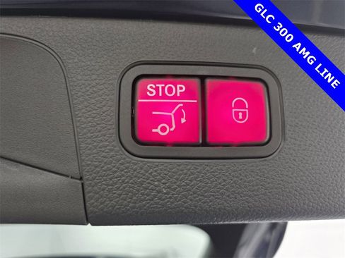 Used 2021 Mercedes-Benz GLC 300 GLC 300 image 16