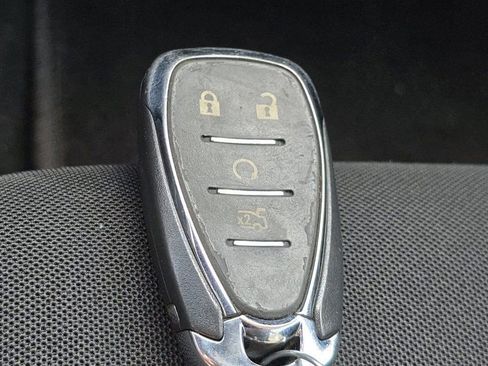 Used 2017 Chevrolet Camaro LT RWD image 40