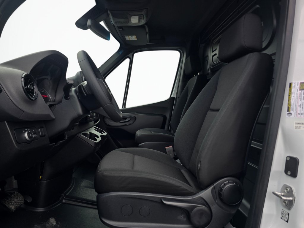 New 2026 Mercedes-Benz Sprinter 2500 image 25