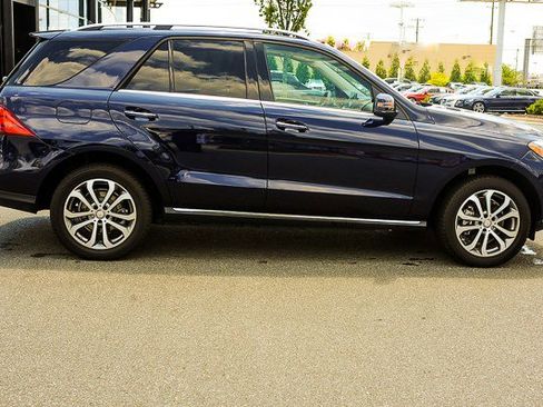 Used 2016 Mercedes-Benz GLE 350 image 2