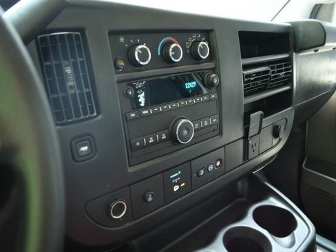 Used 2025 GMC Savana 2500 w/ Driver Convenience Package RWD image 17