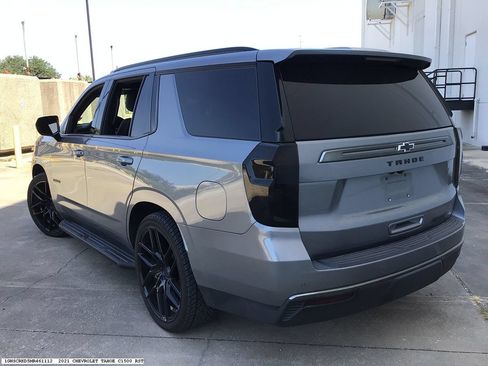 Used 2021 Chevrolet Tahoe RST RWD image 3