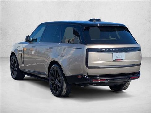 New 2025 Land Rover Range Rover SE image 9