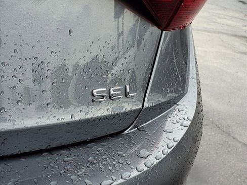 Used 2024 Volkswagen Jetta SEL image 11