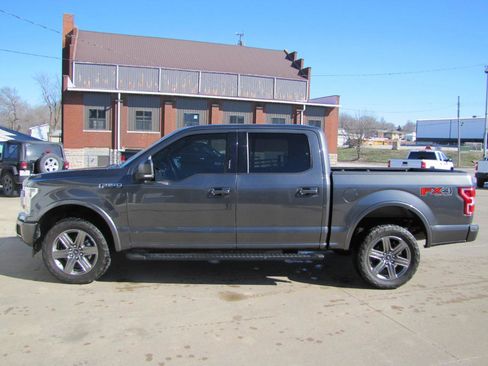 Used 2020 Ford F150 XLT w/ Equipment Group 302A Luxury image 2