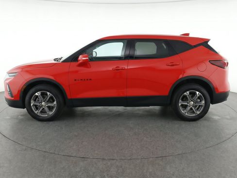 Used 2025 Chevrolet Blazer LT FWD image 5
