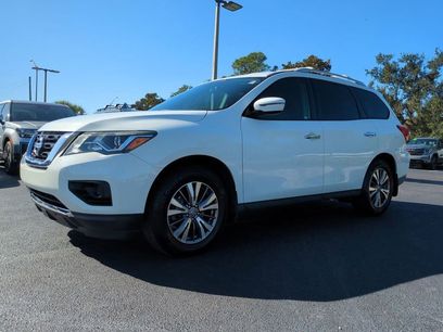 Used 2019 Nissan Pathfinder S